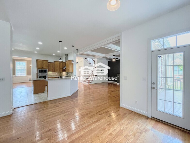 Building Photo - 816 Gilchrist Ct