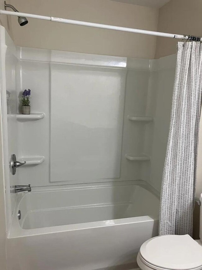 Building Photo - 71 Maple Grove Ln