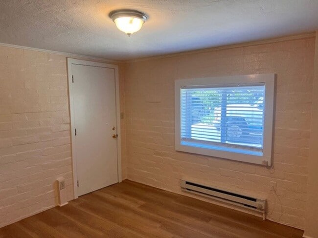 Building Photo - Updated Charming Cottage in Downtown Solvang