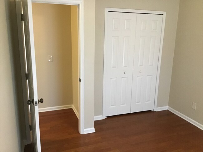 Building Photo - 3264 Fox Squirrel Dr