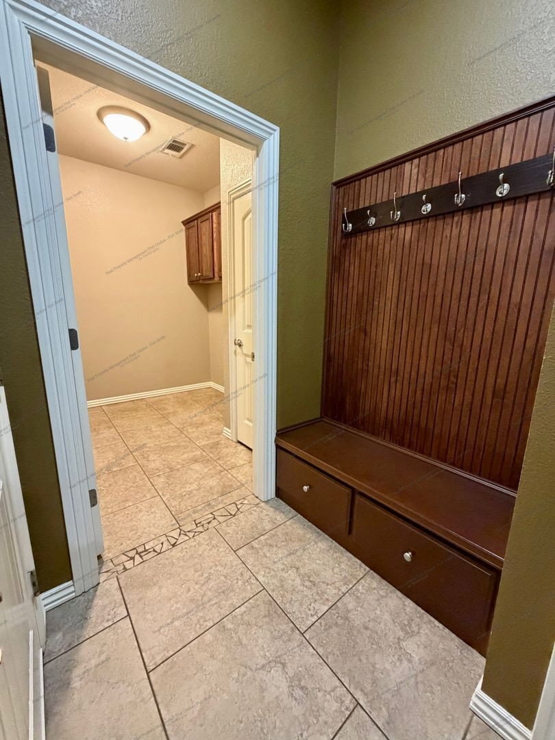 Building Photo - 3718 Brighton Pl