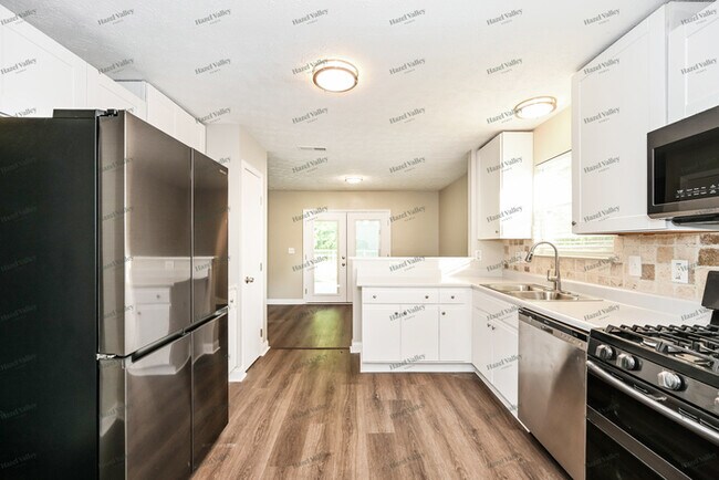 Building Photo - 2047 Sheriton Ct