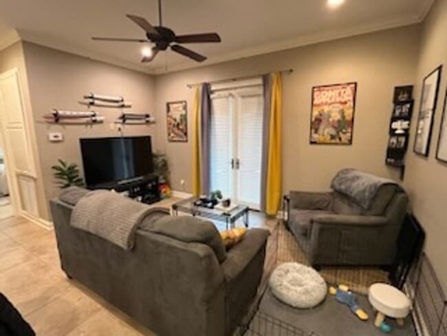 Building Photo - Charming 2-bedroom, 2-bath condo