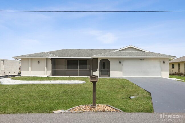 Primary Photo - 26352 Barbinos Dr