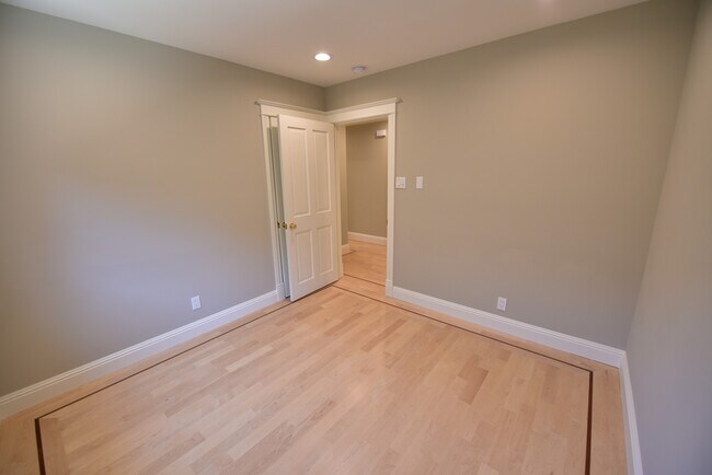3rd Bedroom 2 of 2 - 1287 Westwood St