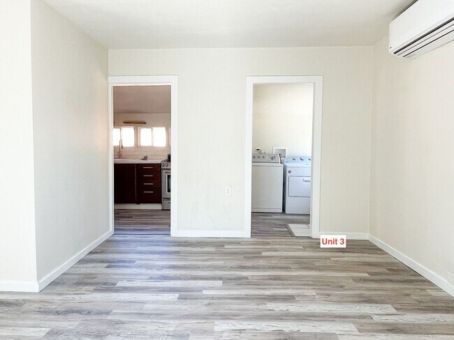 Building Photo - 1/2 off first months rent Totally Renovated Studio! AVAILABLE NOW!!