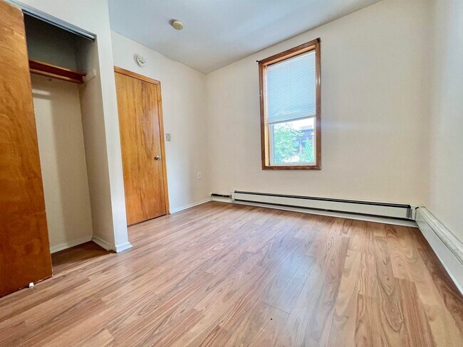 Building Photo - 12 64TH St