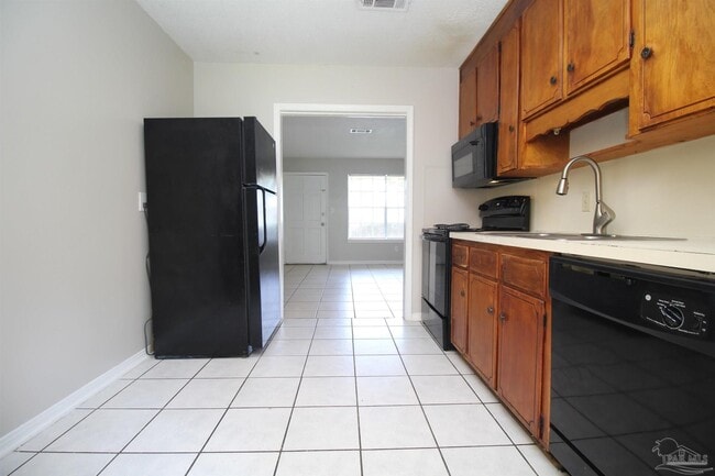 Building Photo - 10151 Guidy Ln