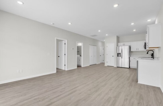 Building Photo - "Discover the Exciting New Developments: Deerfield Duplexes and Townhouses Arriving in 2026!