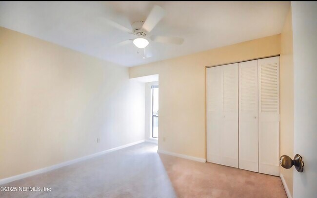 Building Photo - 3482 Docksider Dr N