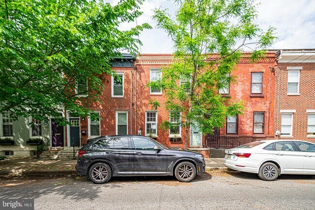 Building Photo - 2035 Carpenter St