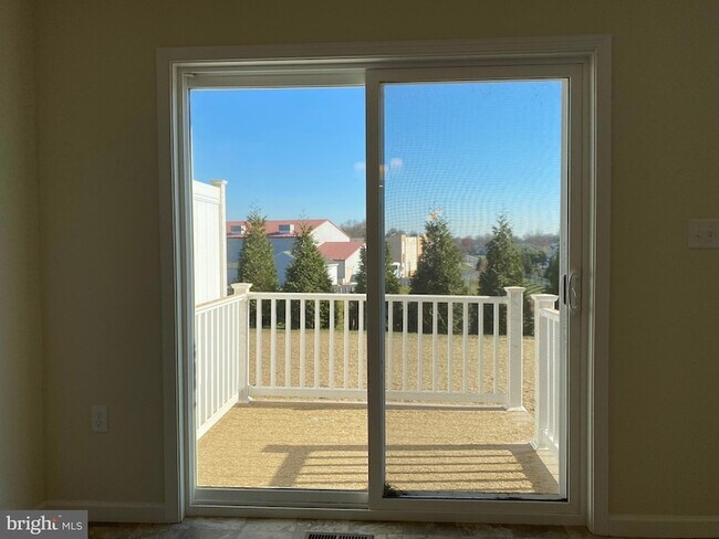 Building Photo - 1009 Blackstone Run