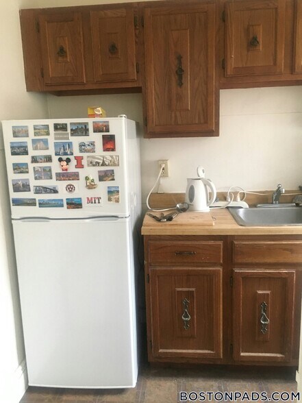 Building Photo - 17-19-19 Washington St S