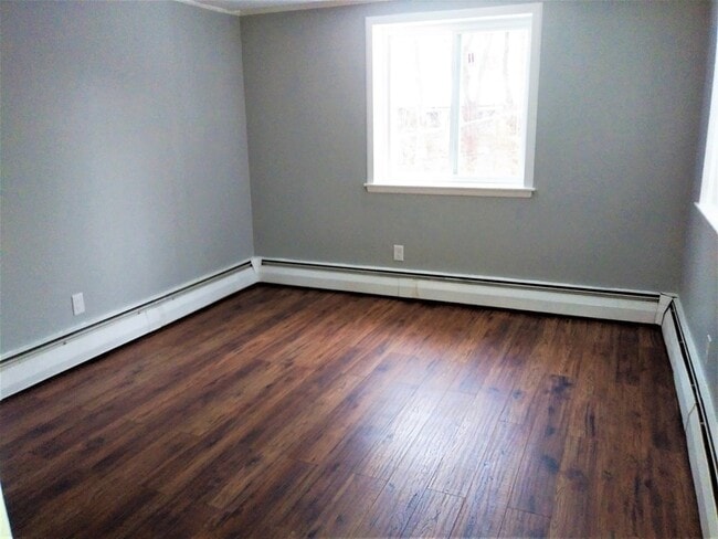 Building Photo - 18 Nelson Dr