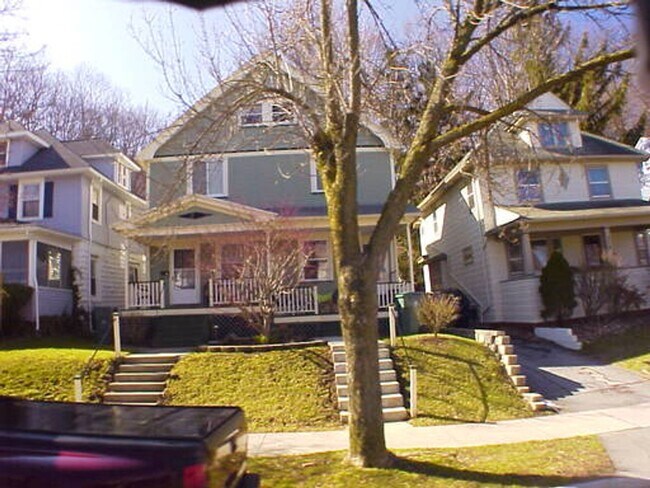 Primary Photo - 308-310-310 Crosman Terrace