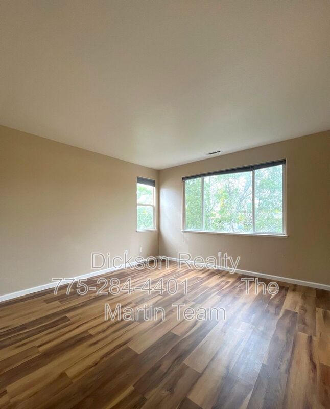 Building Photo - 1998 Amber Leaf Ct