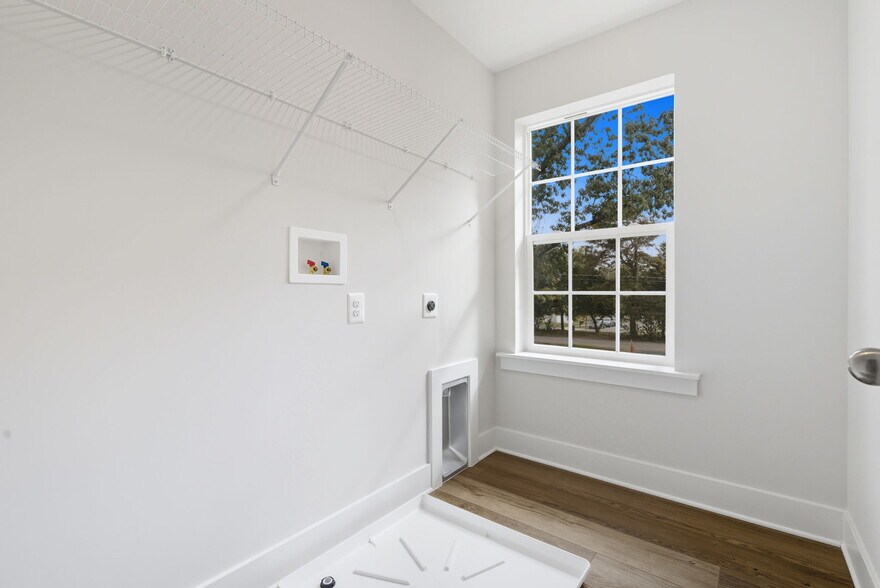 Building Photo - 328 Ridge Rd