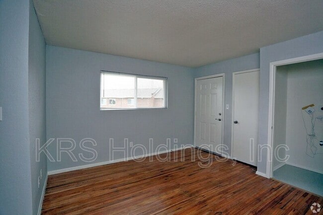 Building Photo - 4201 Orcutt Ave