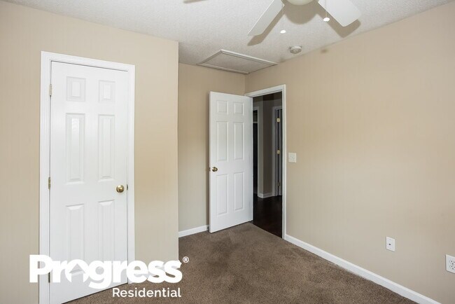 Building Photo - 603 Union Cemetery Rd SW