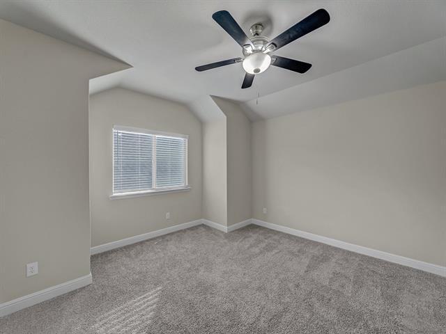 Building Photo - 2305 Coyote Way