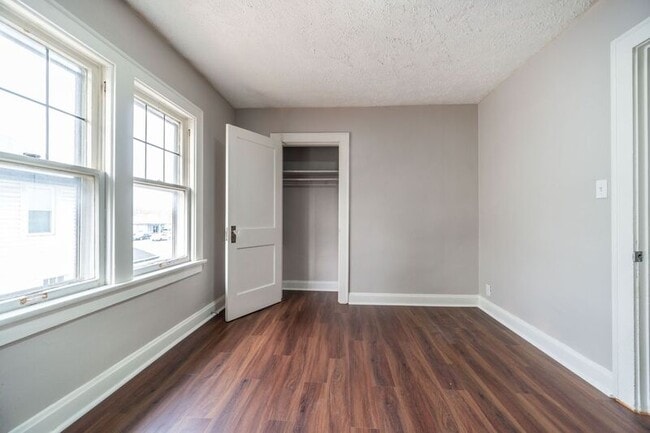 Building Photo - 2825 Sullivant Ave