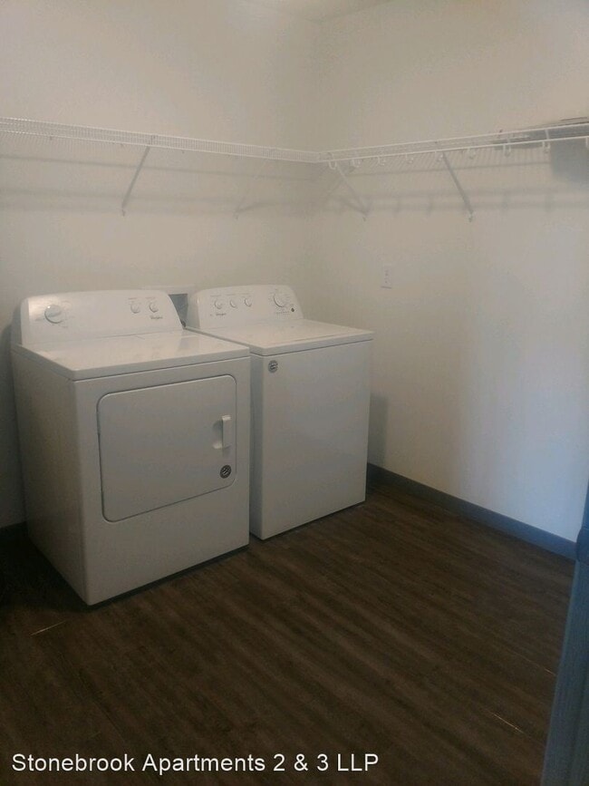 Building Photo - 226 Stone Creek Dr