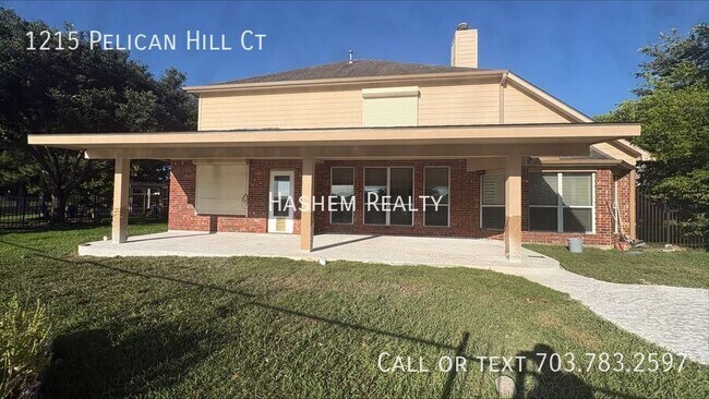 Building Photo - 1215 Pelican Hill Dr