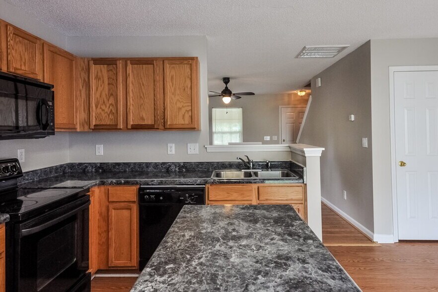 Building Photo - 5845 Arbaugh Ct