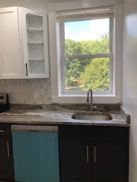 Building Photo - 5 Wheeler St