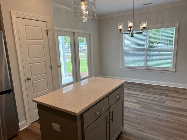 Building Photo - 20 Owens Rd