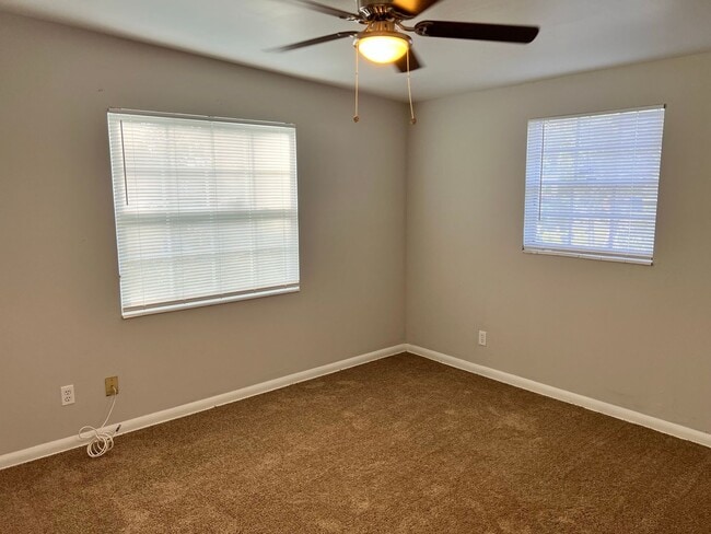 Building Photo - 4903 S 83rd St