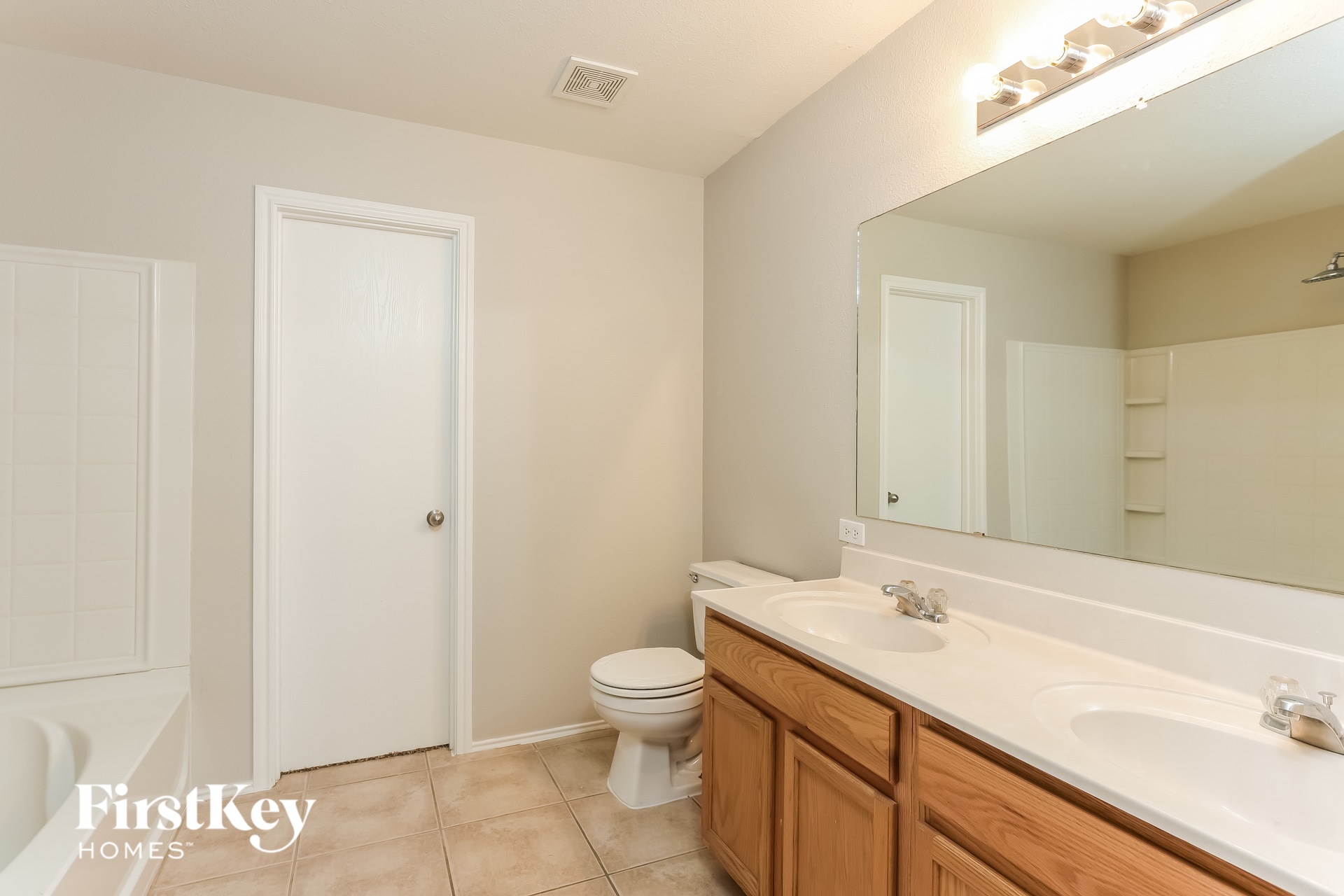 Building Photo - 111 Quince Flower