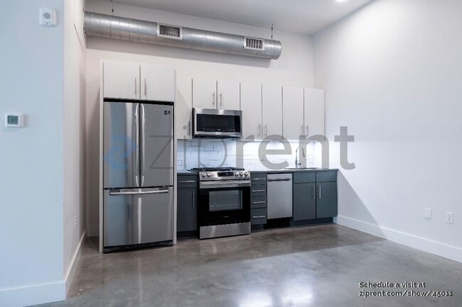 Building Photo - 1801 2nd Ave N