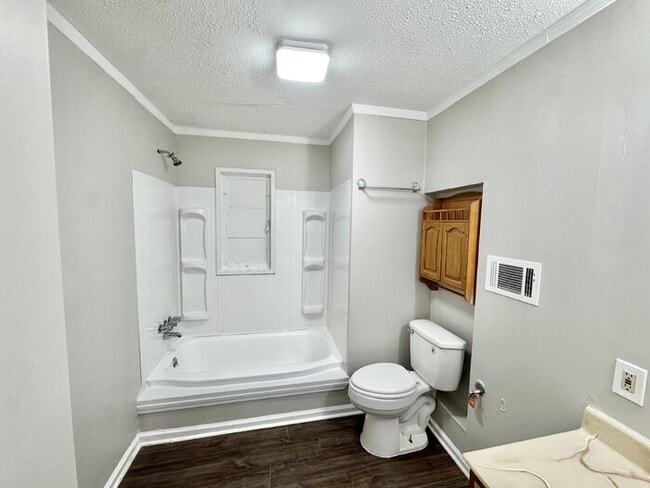 Building Photo - 4093 Barron Ave