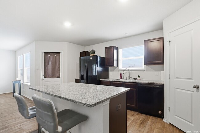 Building Photo - 6451 Legato Curv