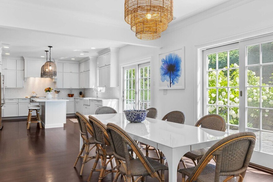 Building Photo - 50 Narrow Ln