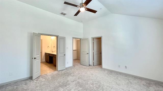 Building Photo - 4304 Oliver Dr