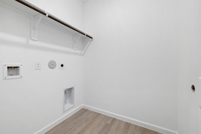 Building Photo - 30342 Centipede Grv Ln