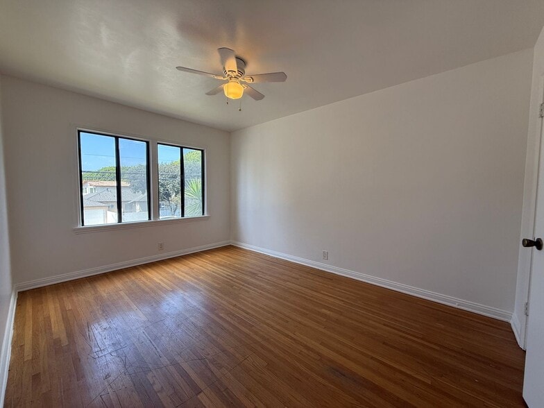 Building Photo - Stever Court-3 bed 2 bath in Culver City cul-de-sac!