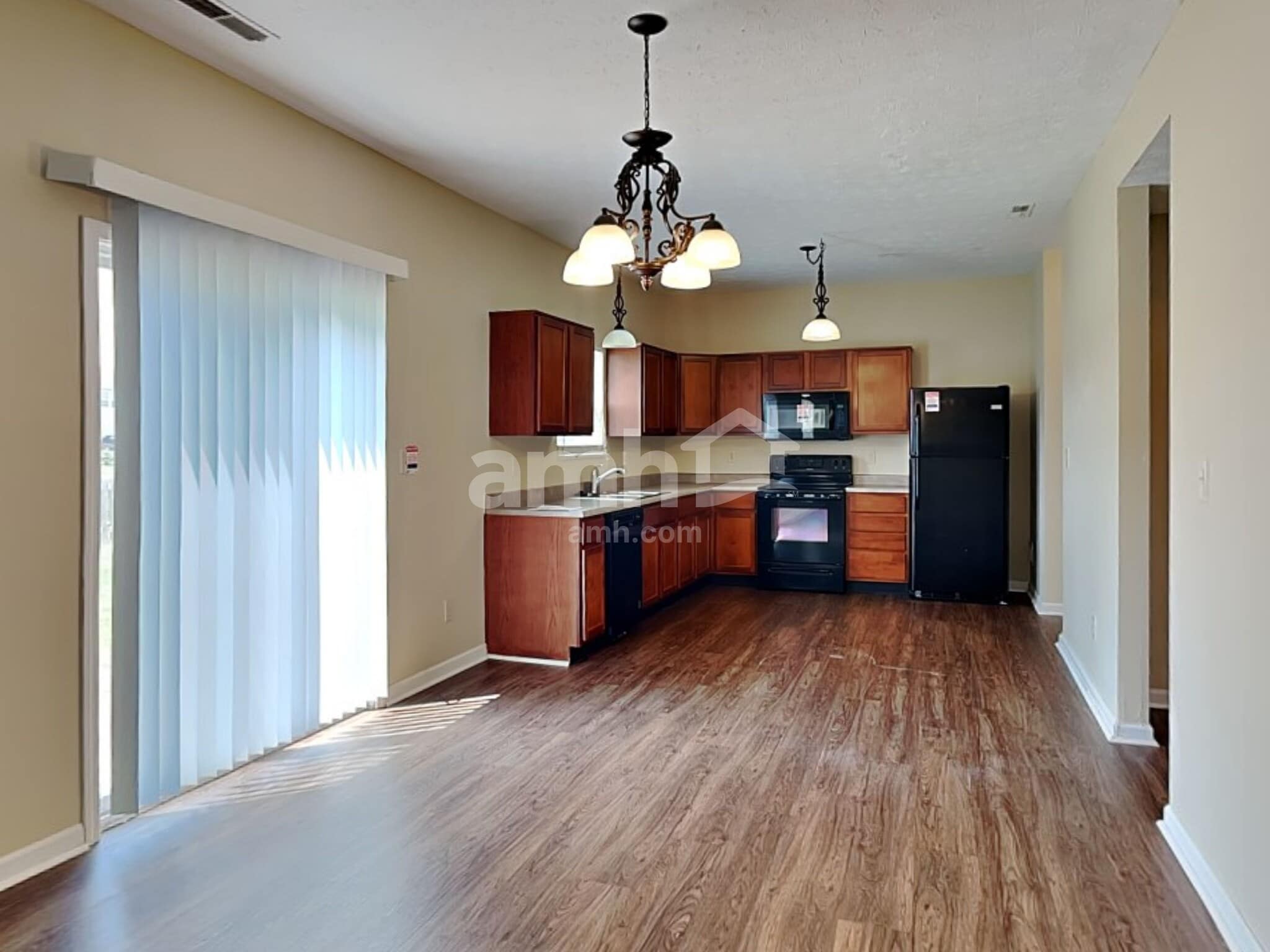 Building Photo - 12938 Dolphins Ln
