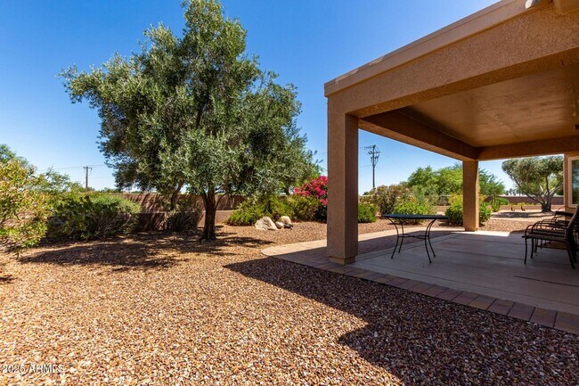 Building Photo - 15027 W Home Run Dr