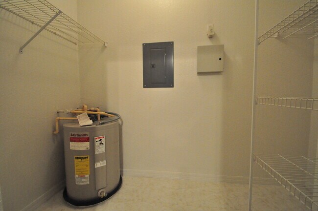 Building Photo - RIVERVIEW: Allegro Palms - 1 bed/1 bath, 3...