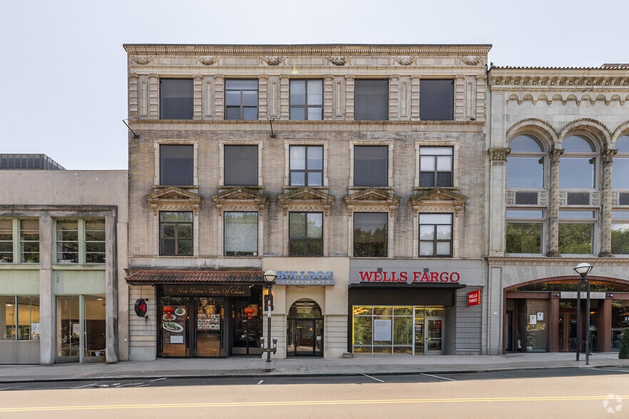 Primary Photo - Bulldog Apartments