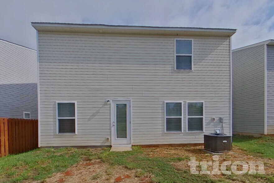 Building Photo - 433 Wagon Trail