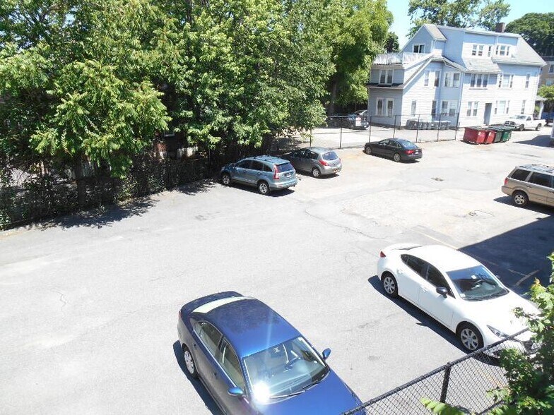 Building Photo - 73 Brighton Ave