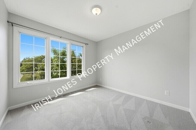 Building Photo - 109 Ashwood Ln