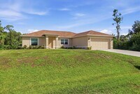 Building Photo - 1458 Richbriar Dr