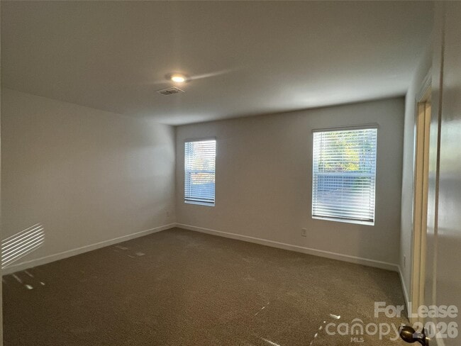 Building Photo - 1500 31st St NE