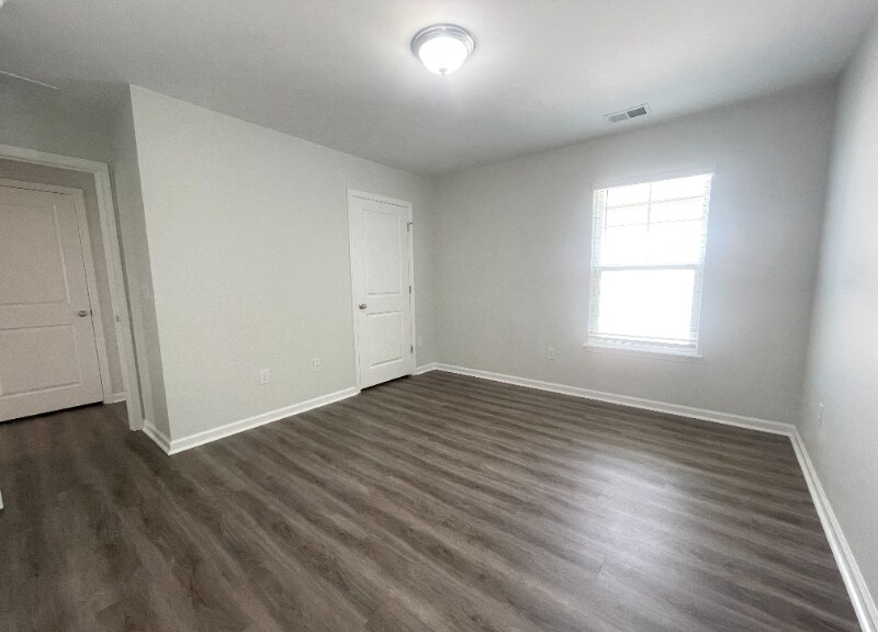 Building Photo - 438 Pacific Commons Dr
