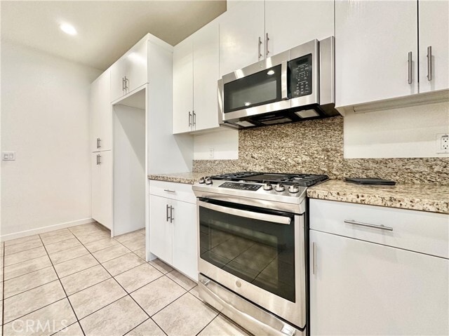 Building Photo - 21042 Cornerstone Dr